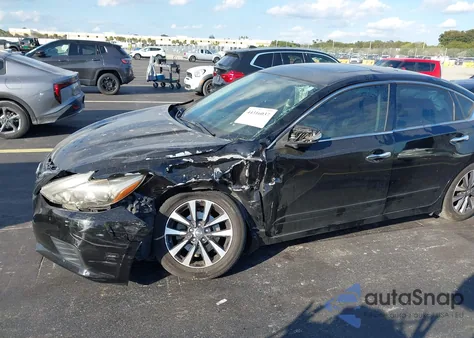 2016 Nissan Altima 2.5 Sv z USA, uszkodzony, nr VIN 1N4AL3AP8GC123603